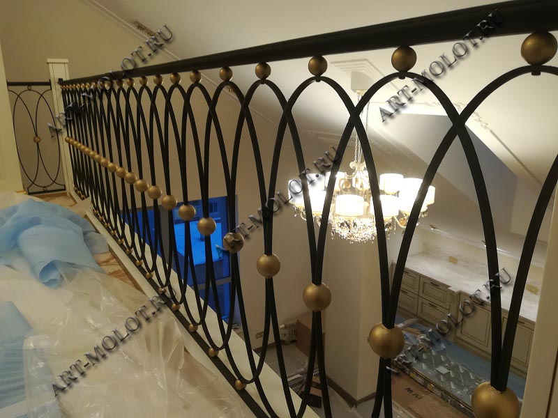 Кованые перила для лестницы